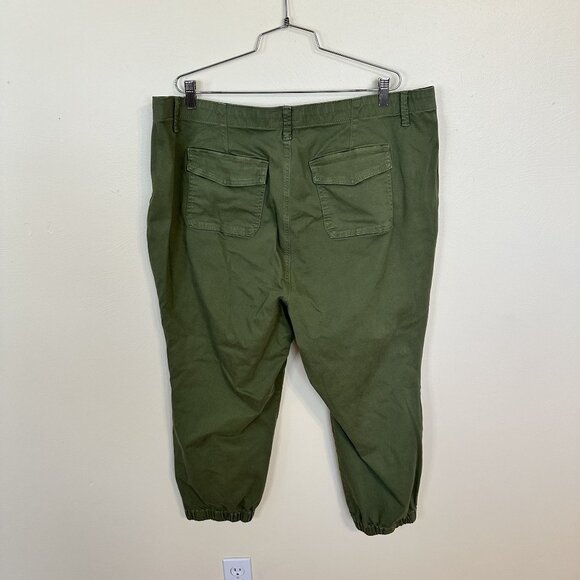 Torrid Olive Green Womens Cropped Pants 24R Cotton Feel the Fit 2X Cargo - Picture 4 of 12